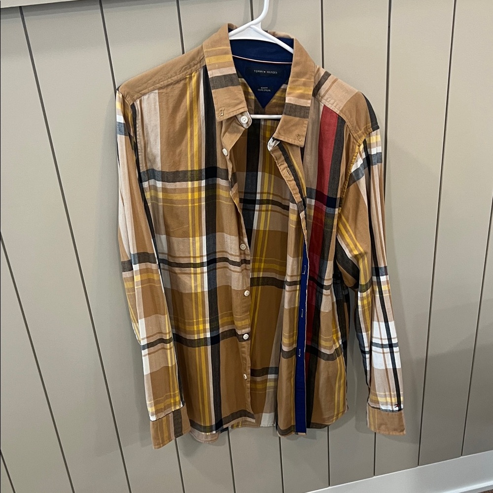 Tommy Hilfiger Plaid Button-Up Shirt in Brown and Yellow